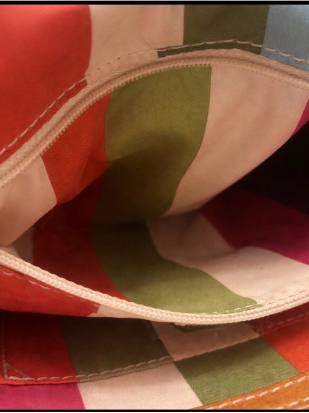 Coach Legacy 70th Anniversary Willis Colorblock Navy & Ivory Turnlock Satchel - Picture 9 of 10